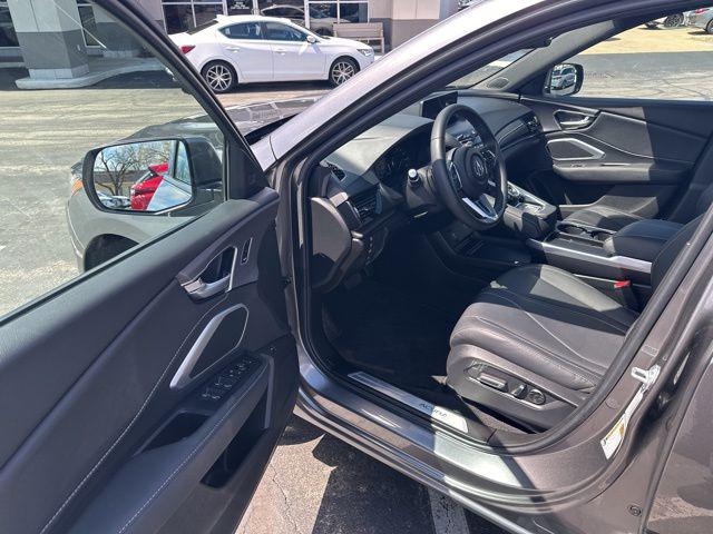 2025 Acura RDX Standard