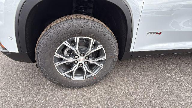 2026 GMC Acadia AT4 AWD
