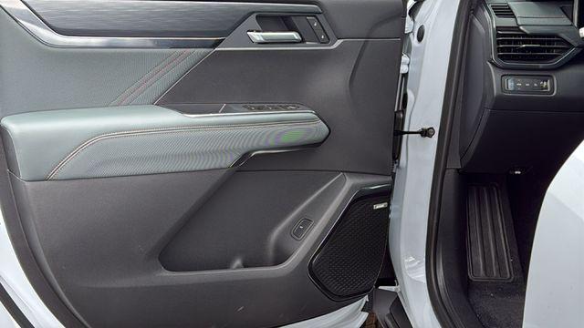2026 GMC Acadia AT4 AWD