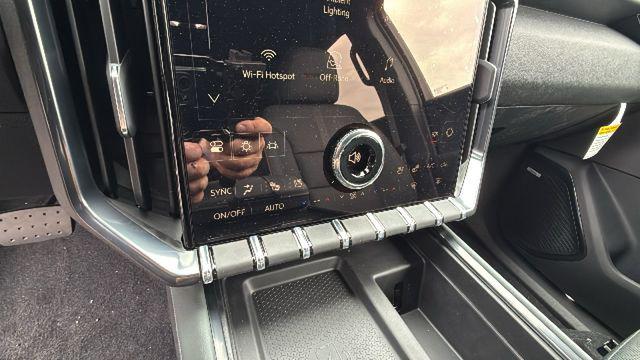 2026 GMC Acadia AT4 AWD