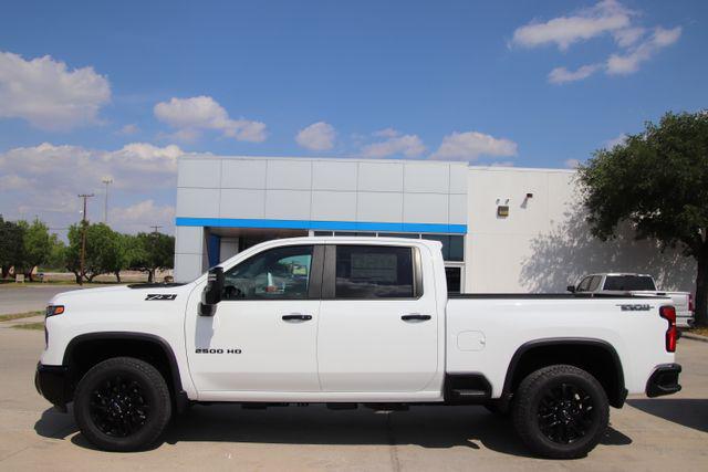 2026 Chevrolet Silverado 2500HD Crew Cab, Standard Bed, LT, 4WD