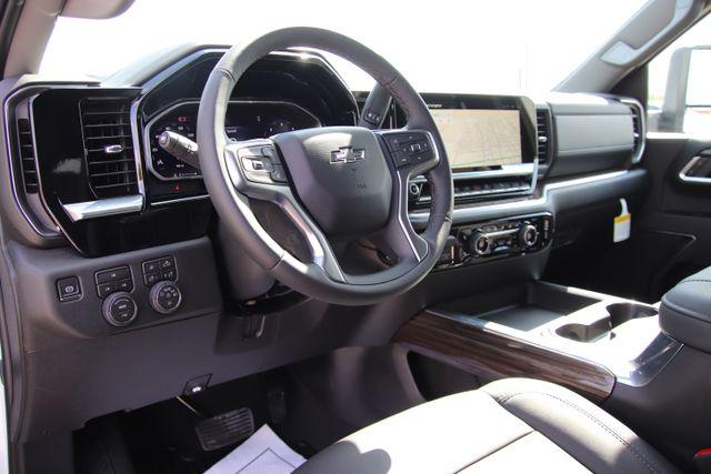 2026 Chevrolet Silverado 2500HD Crew Cab, Standard Bed, LT, 4WD