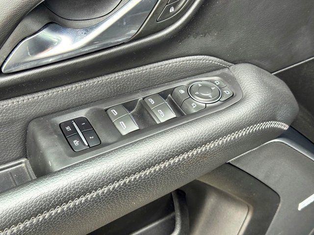 2024 GMC Yukon 4WD Denali