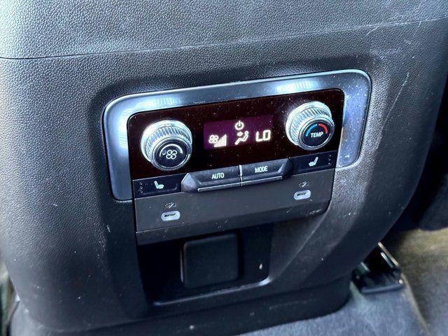 2024 GMC Yukon 4WD Denali
