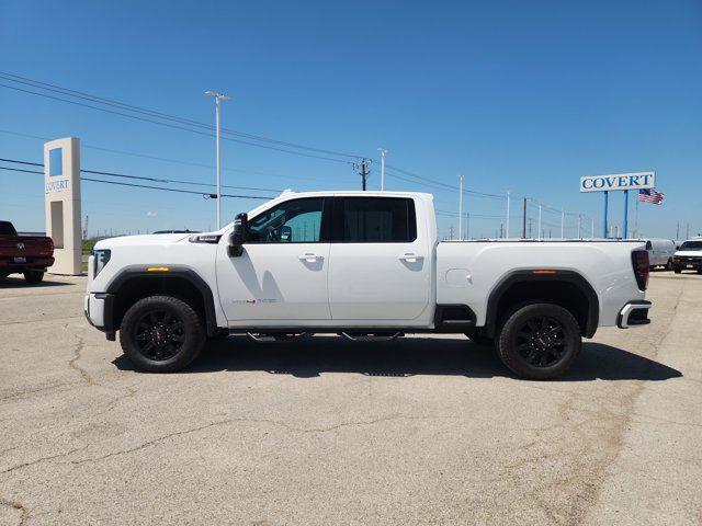 2025 GMC Sierra 2500HD 4WD Crew Cab Standard Bed AT4