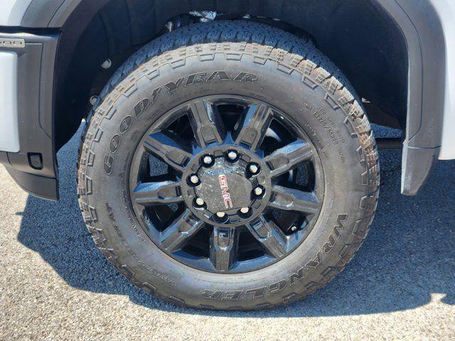 2025 GMC Sierra 2500HD 4WD Crew Cab Standard Bed AT4