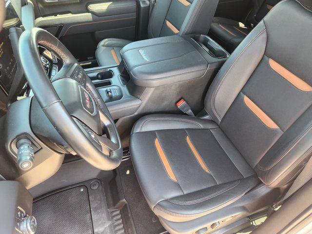 2025 GMC Sierra 2500HD 4WD Crew Cab Standard Bed AT4