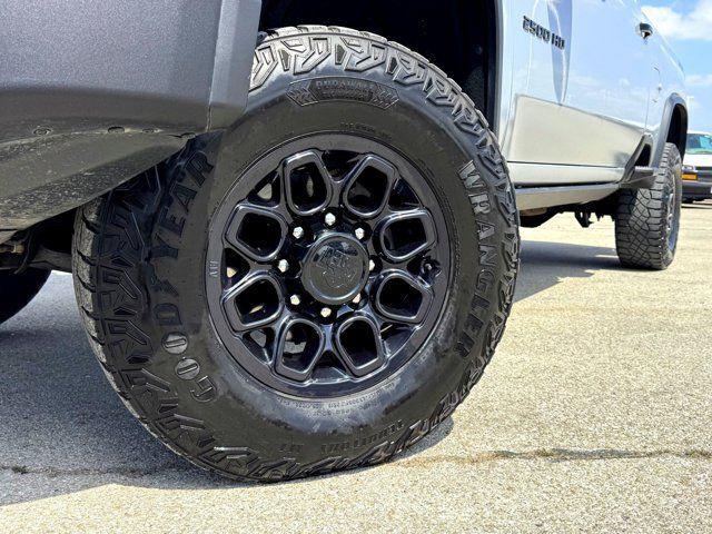2025 Chevrolet Silverado 2500HD 4WD Crew Cab Standard Bed ZR2
