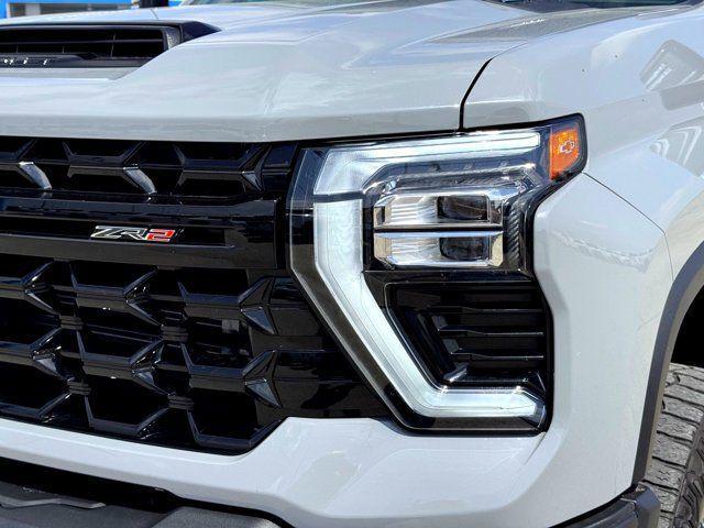 2025 Chevrolet Silverado 2500HD 4WD Crew Cab Standard Bed ZR2