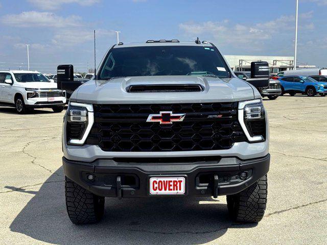 2025 Chevrolet Silverado 2500HD 4WD Crew Cab Standard Bed ZR2