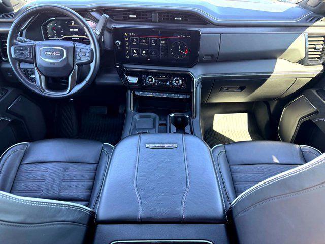 2024 GMC Sierra 2500HD 4WD Crew Cab Standard Bed AT4X