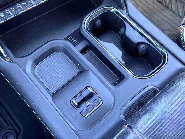 2024 GMC Sierra 2500HD 4WD Crew Cab Standard Bed AT4X