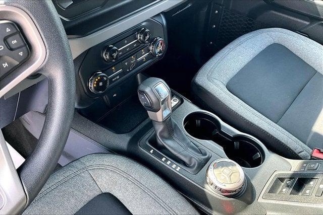 2022 Ford Bronco Base