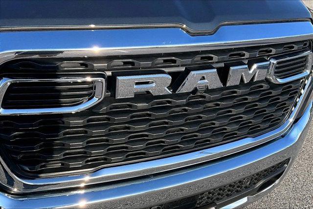 2025 Ram 1500 Big Horn Crew Cab 4x4 5'7" Box