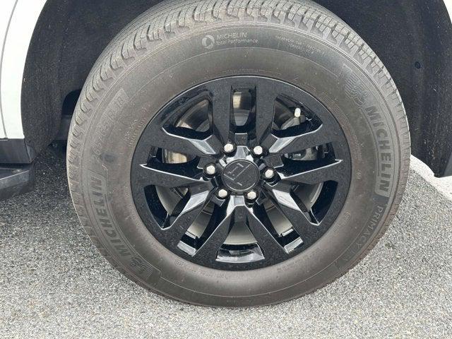 2024 Chevrolet Tahoe 4WD LS
