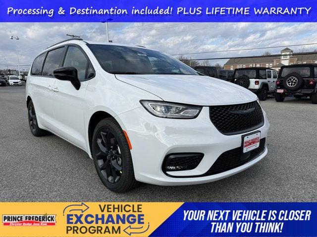 2026 Chrysler Pacifica Select for sale in Prince Frederick, MD