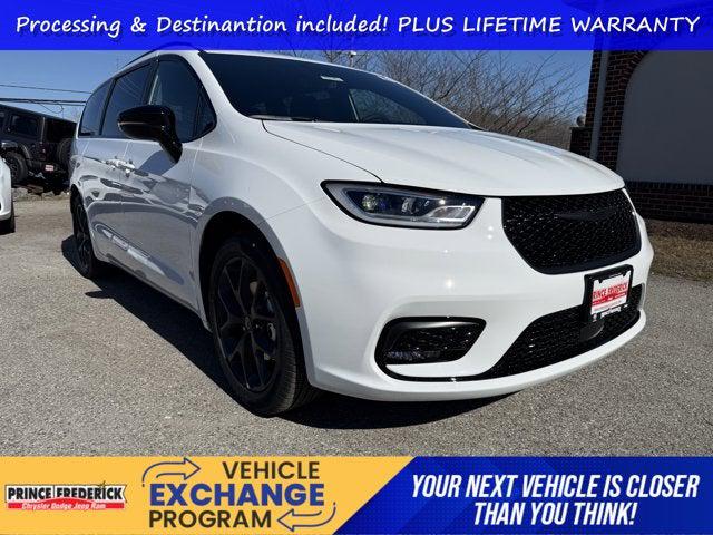 2026 Chrysler Pacifica Select for sale in Prince Frederick, MD