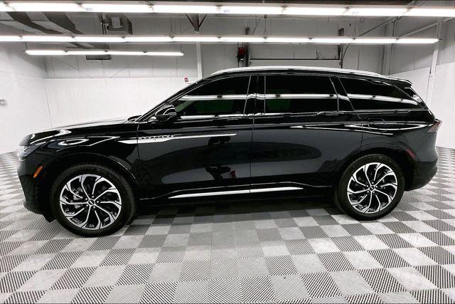 2024 Lincoln Nautilus Reserve