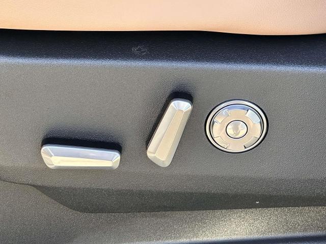 2025 Lincoln Navigator Black Label L