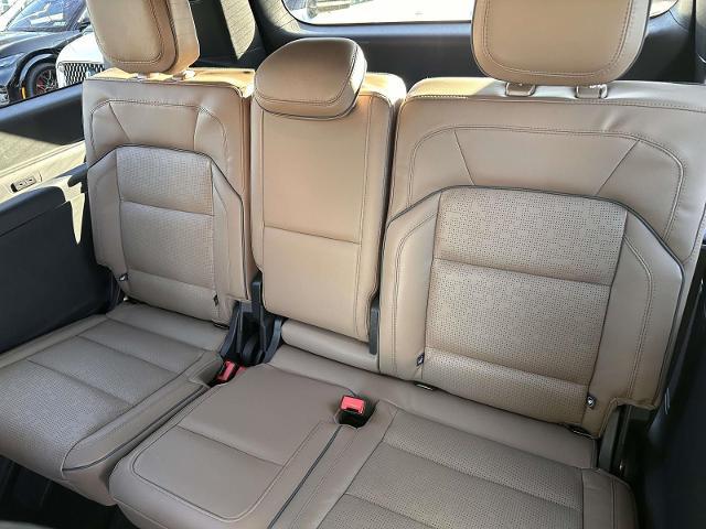 2025 Lincoln Navigator Black Label L