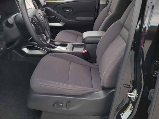 2024 Nissan Frontier Crew Cab SV 4x4