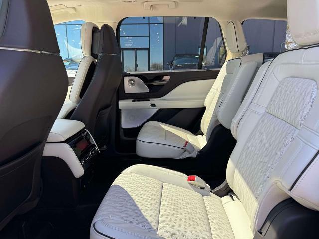 2023 Lincoln Aviator Black Label