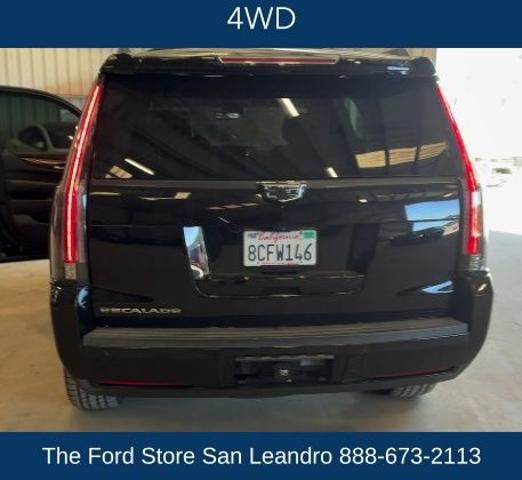 2018 Cadillac Escalade Luxury