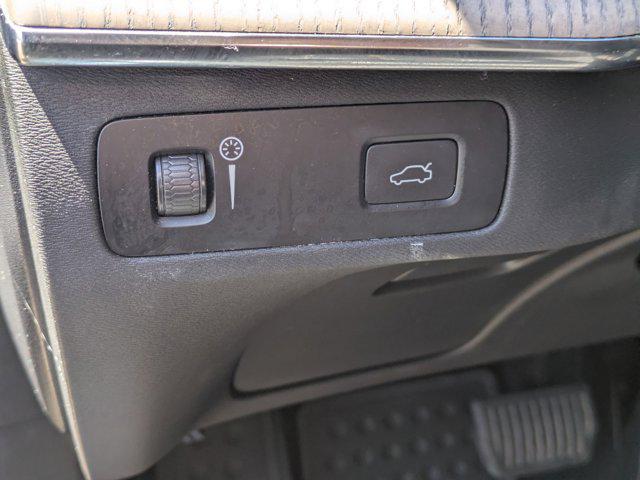 2022 Volvo XC90 T6 Inscription 7 Passenger