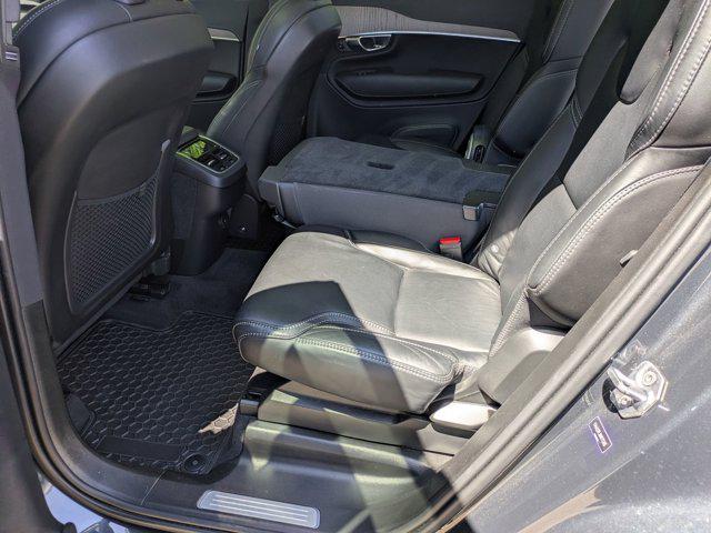 2022 Volvo XC90 T6 Inscription 7 Passenger