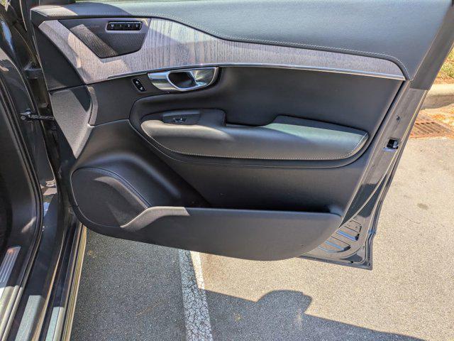 2022 Volvo XC90 T6 Inscription 7 Passenger