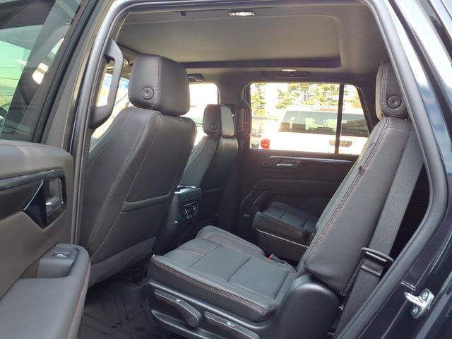 2025 Chevrolet Suburban 4WD Z71