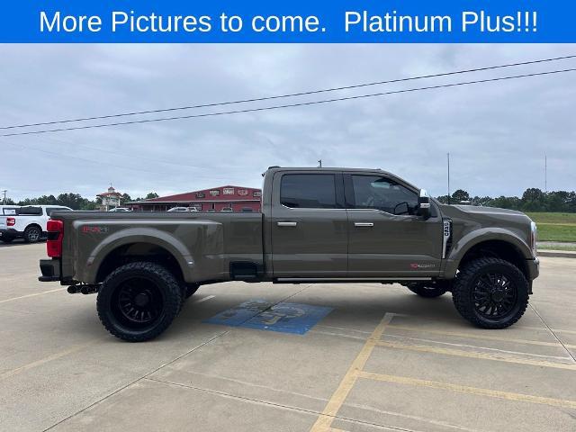 2026 Ford F-450 Platinum