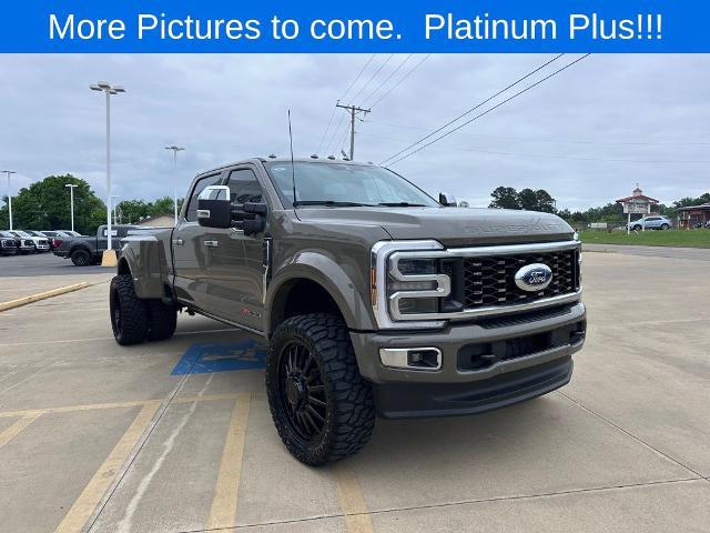 2026 Ford F-450 Platinum