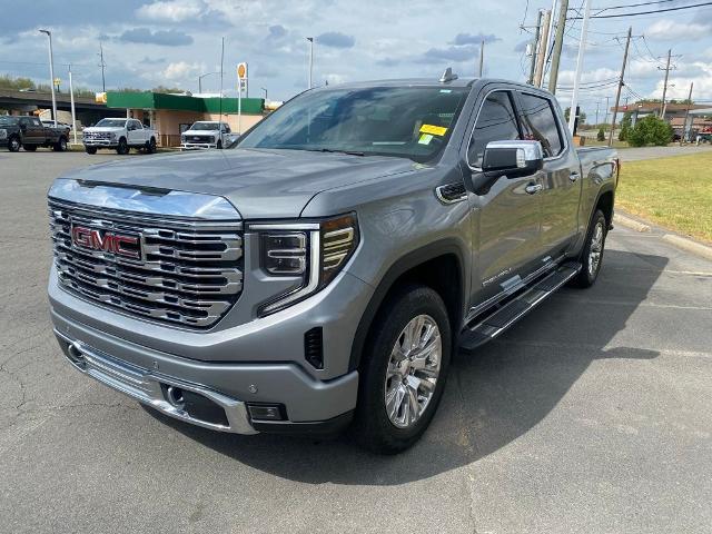 2023 GMC Sierra 1500 4WD Crew Cab Short Box Denali