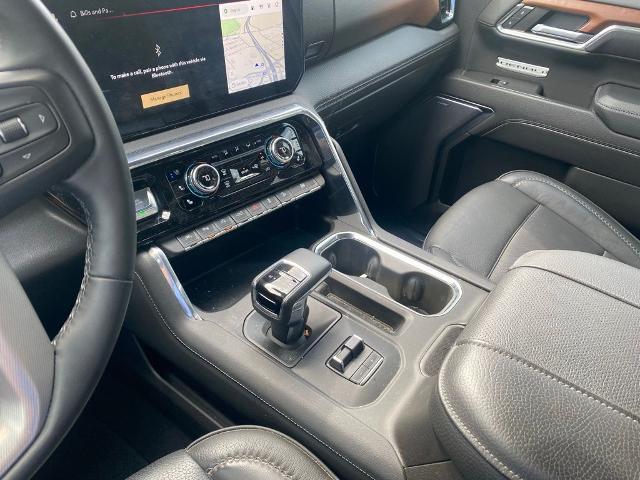 2023 GMC Sierra 1500 4WD Crew Cab Short Box Denali