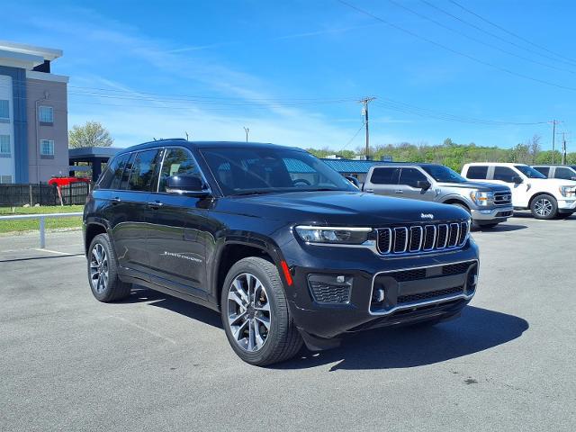 2022 Jeep Grand Cherokee Overland 4x4 for sale in Claremore, OK
