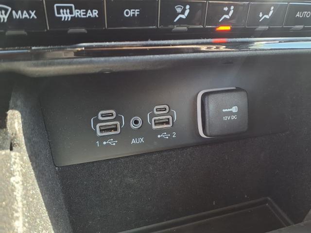 2022 Jeep Grand Cherokee Overland 4x4