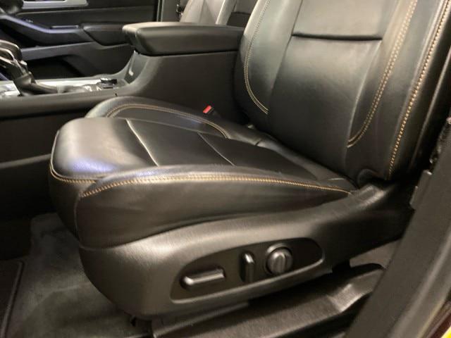 2021 Chevrolet Traverse AWD LT Leather