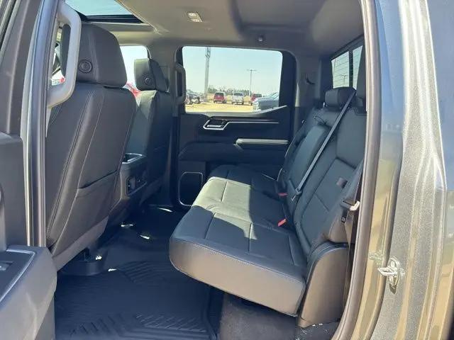 2026 Chevrolet Silverado 1500 4WD Crew Cab Short Bed RST