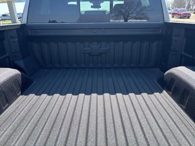 2026 Chevrolet Silverado 1500 4WD Crew Cab Short Bed RST
