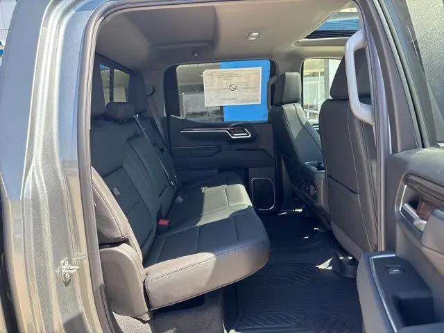 2026 Chevrolet Silverado 1500 4WD Crew Cab Short Bed RST