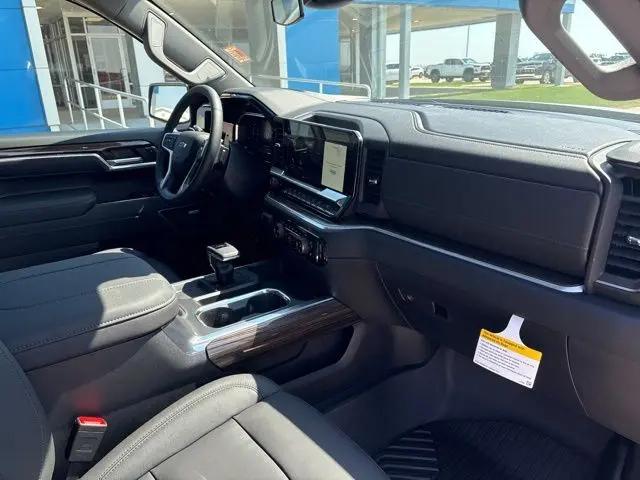 2026 Chevrolet Silverado 1500 4WD Crew Cab Short Bed RST