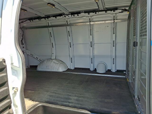 2022 Chevrolet Express Cargo Van RWD 2500 Regular Wheelbase WT
