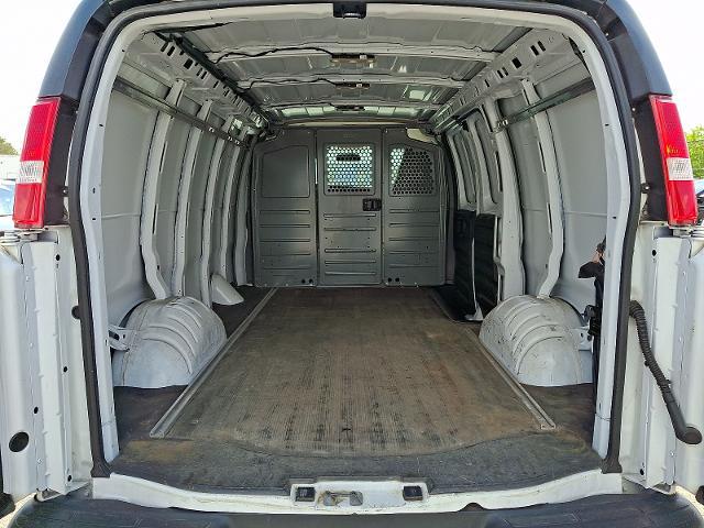 2022 Chevrolet Express Cargo Van RWD 2500 Regular Wheelbase WT