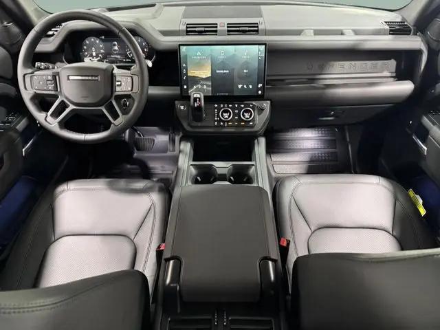 2026 Land Rover Defender P400 X-Dynamic SE
