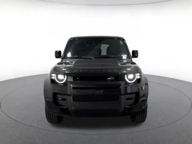 2026 Land Rover Defender P400 X-Dynamic SE