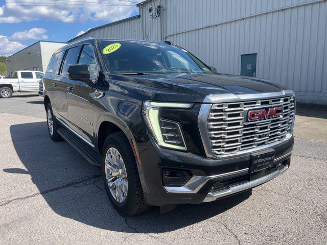 2025 GMC Yukon XL 4WD Denali