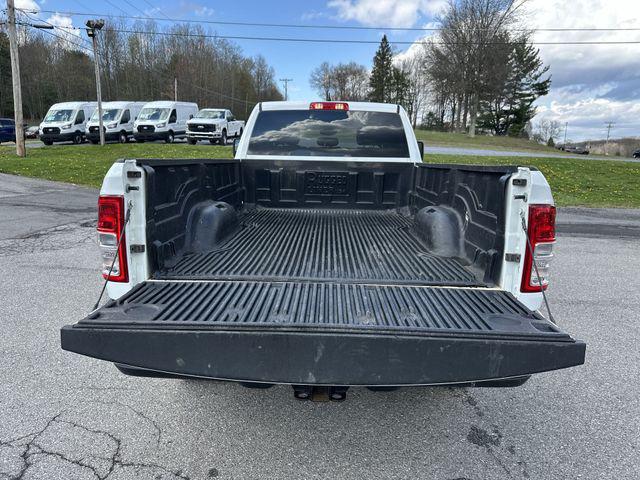 2024 Ram 3500 Big Horn Crew Cab 4x4 8' Box
