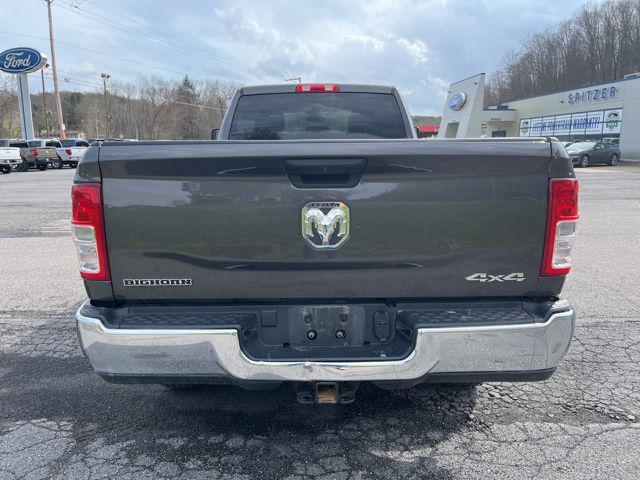 2024 Ram 3500 Big Horn Crew Cab 4x4 8' Box