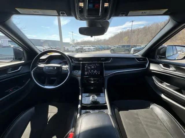 2023 Jeep Grand Cherokee L Altitude 4x4